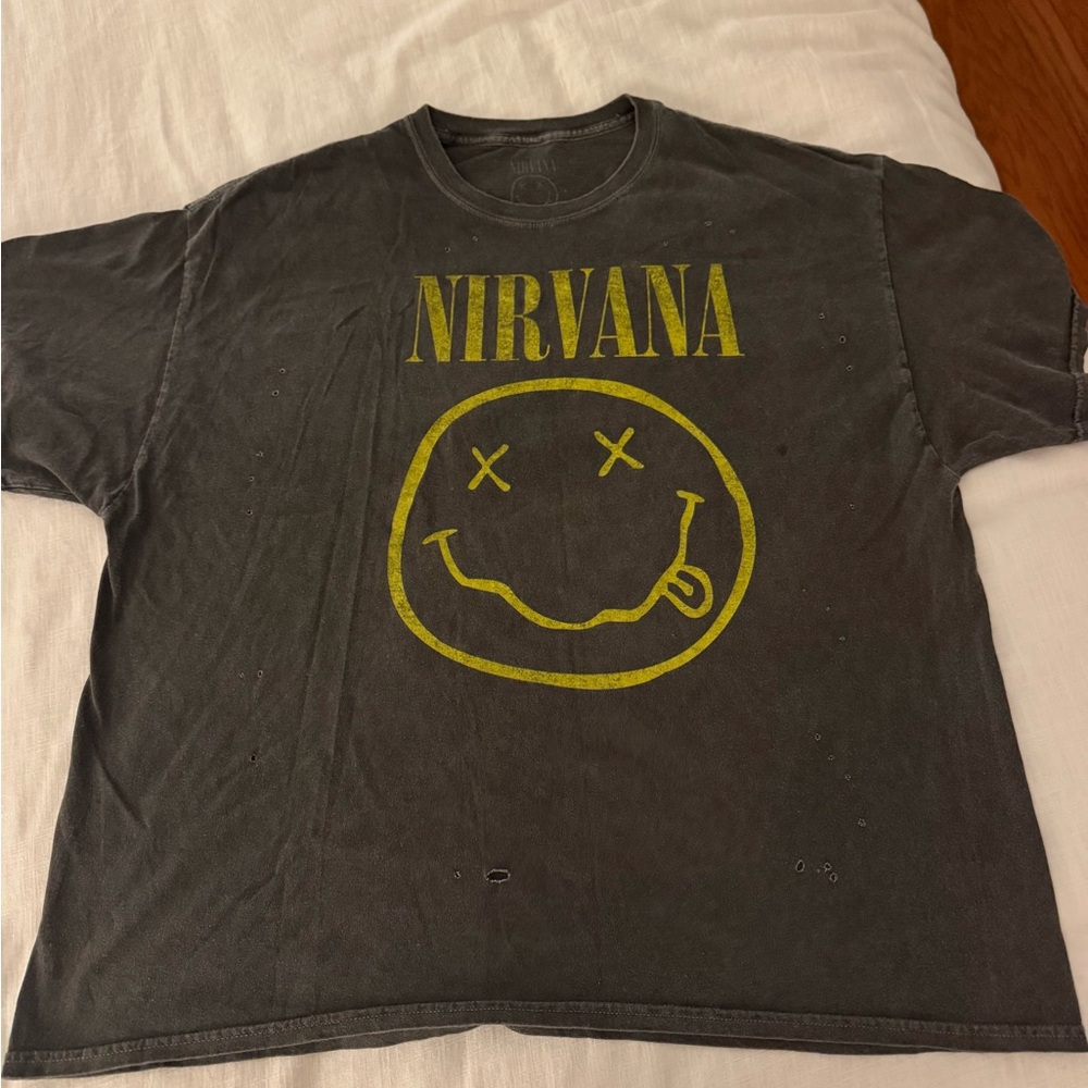NIRVANA Black and Yellow Short Sleeve Tee